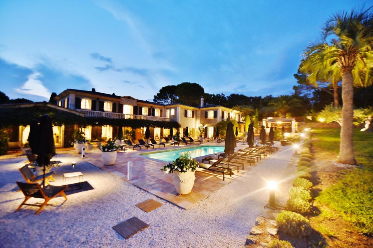 ホテル Bastide Sainte Anne エクステリア 写真