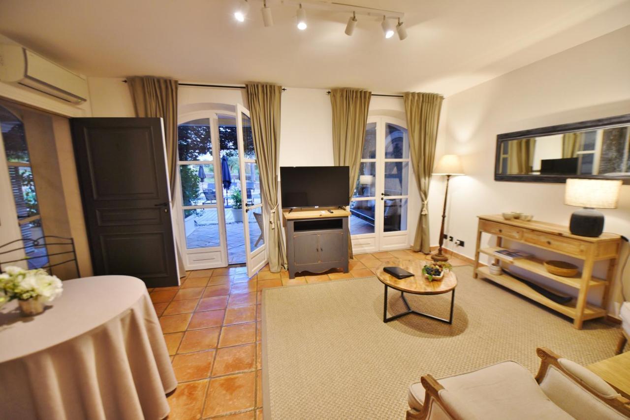 ホテル Bastide Sainte Anne エクステリア 写真